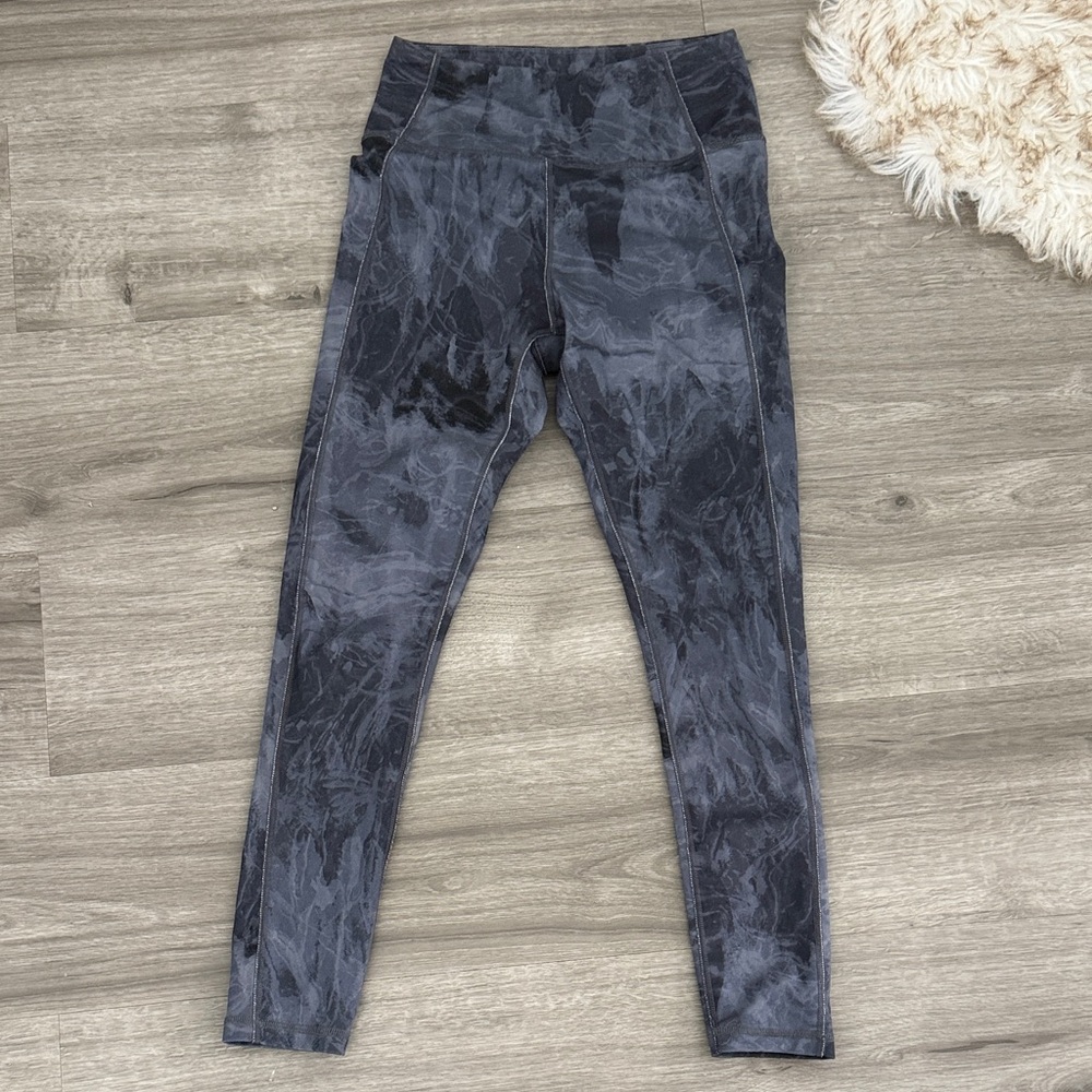 Danskin Gray Patterned Leggings
